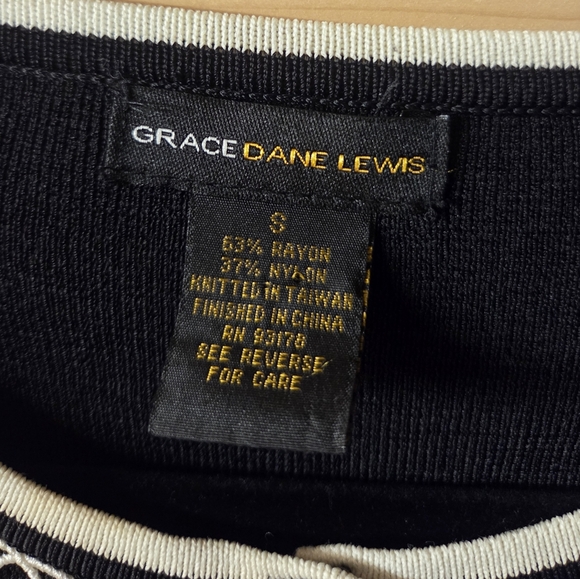 Grace Dane Lewis Black Cardigan with White Trim EUC Size S - Picture 8 of 9